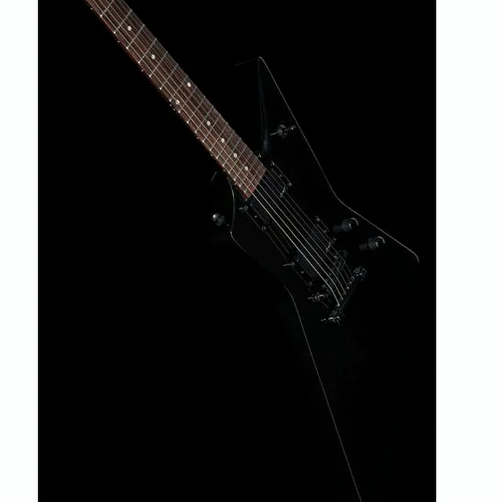 La chitarra Harley Benton EX-84 Modern BK Confronto, Recensioni e Test