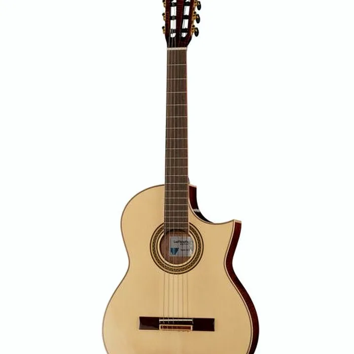 La chitarra La Mancha Opalo SX-FEN: Test, Recensioni e Confronto