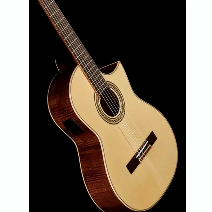 La chitarra La Mancha Opalo SX-FEN: Test, Recensioni e Confronto