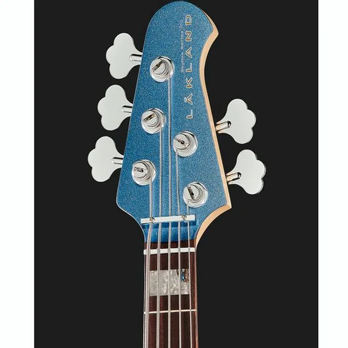 Il basso Lakland Skyline 55-60 Custom 5 LPB: Prova, Recensione e Confronto