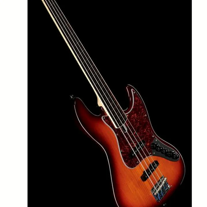 Il basso Marcus Miller V7 Alder-4 FL TS 2nd Gen: Prova, Recensione e Confronto