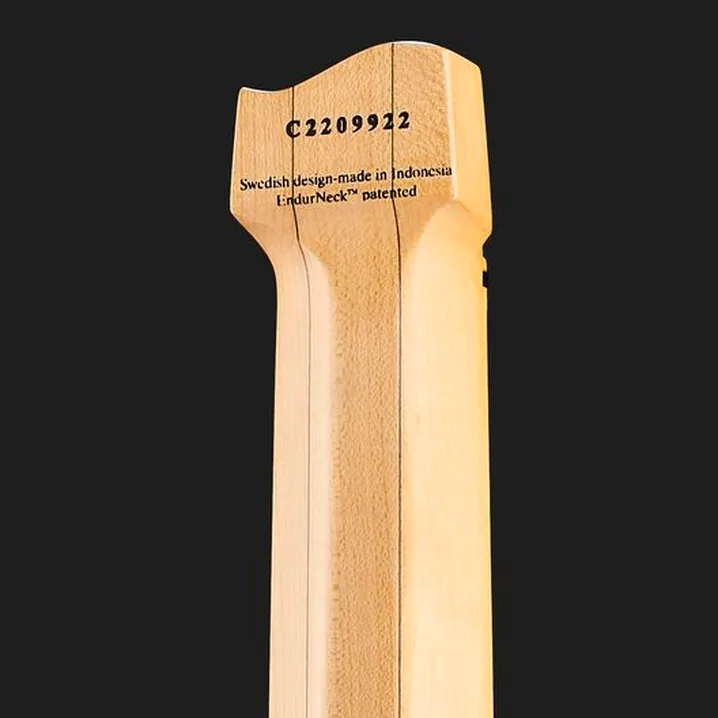La chitarra Strandberg Boden Standard NX 6 Natural Recensione, Confronto e Test
