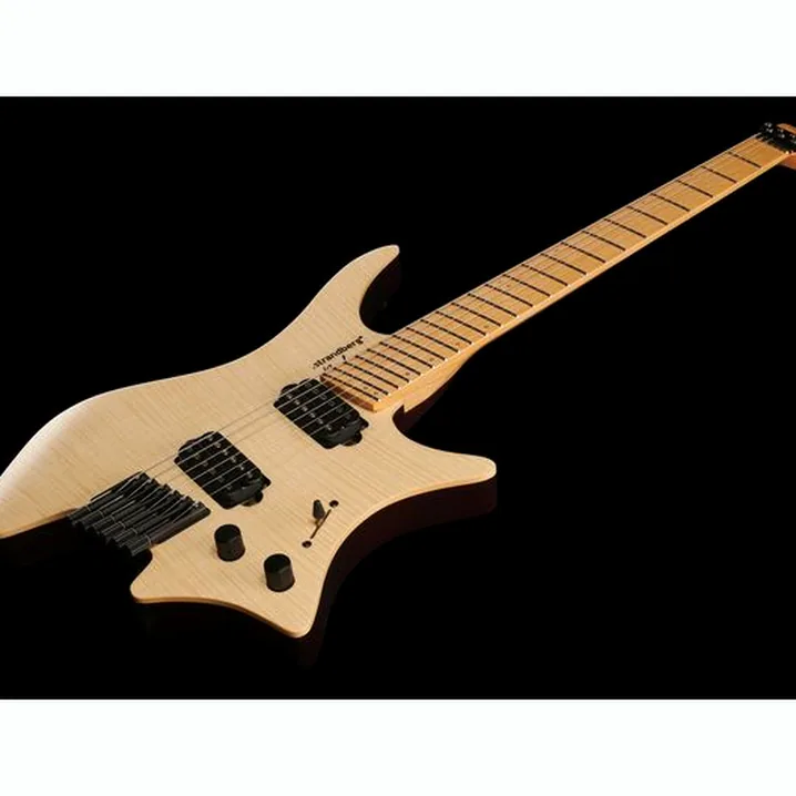 La chitarra Strandberg Boden Standard NX 6 Natural Recensione, Confronto e Test