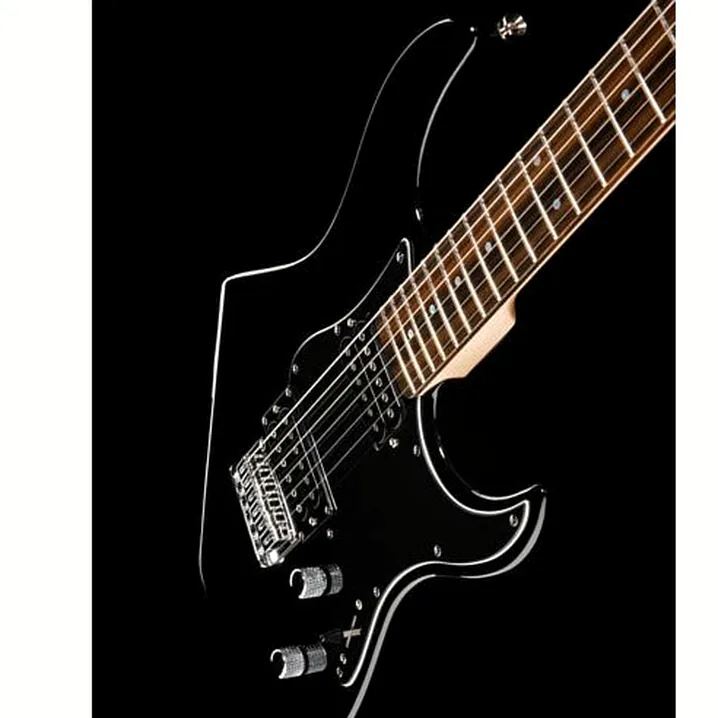 La chitarra Yamaha Pacifica 120H BK – Prova e Recensione