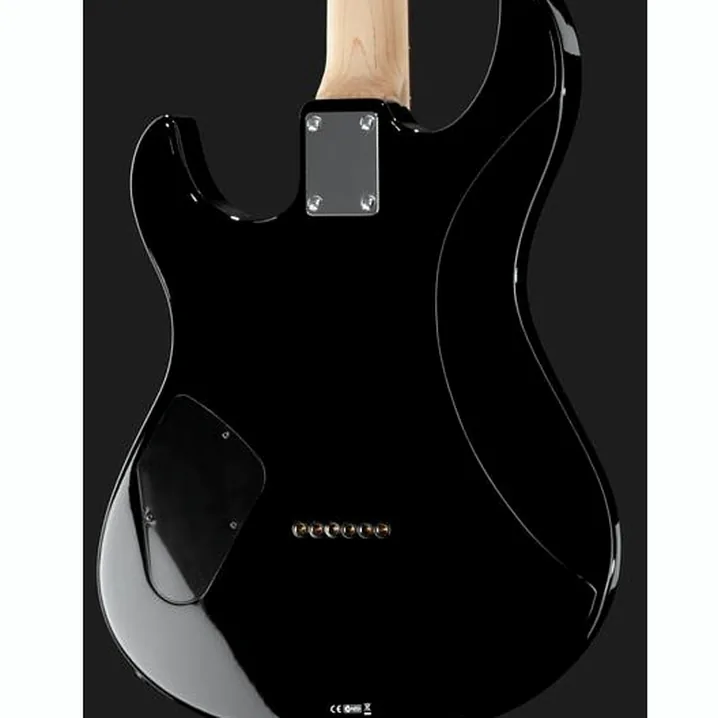La chitarra Yamaha Pacifica 120H BK – Prova e Recensione