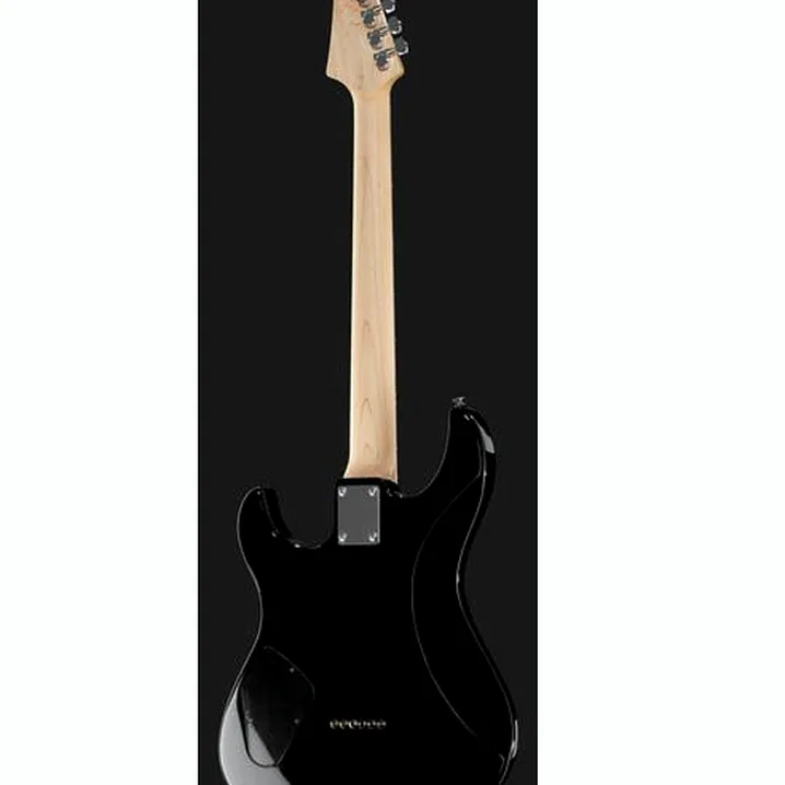 La chitarra Yamaha Pacifica 120H BK – Prova e Recensione