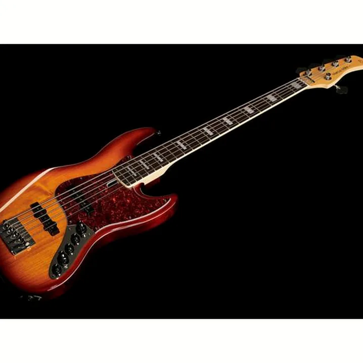 Marcus Miller V7 Alder-5 TS 2nd Gen: Test, Recensioni, Confronto