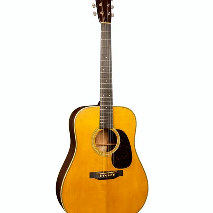 Martin Guitars D-28 Authentic 1937 VTS Aged – Confronto, Recensioni, Test