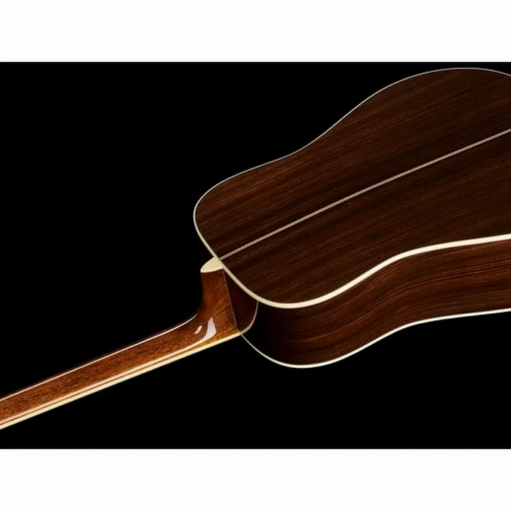 Martin Guitars D-42: Test e Recensioni