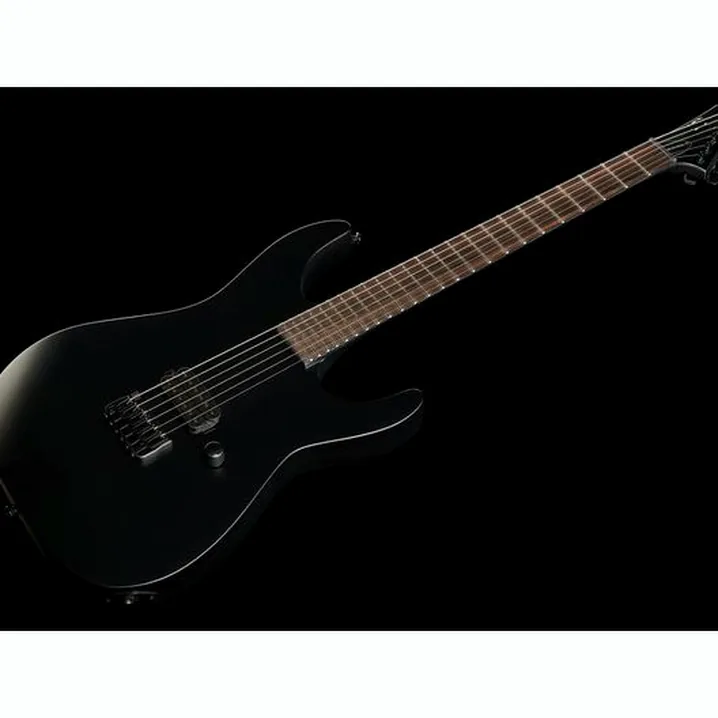 Recensione della chitarra ESP LTD M-HT Black Metal BK