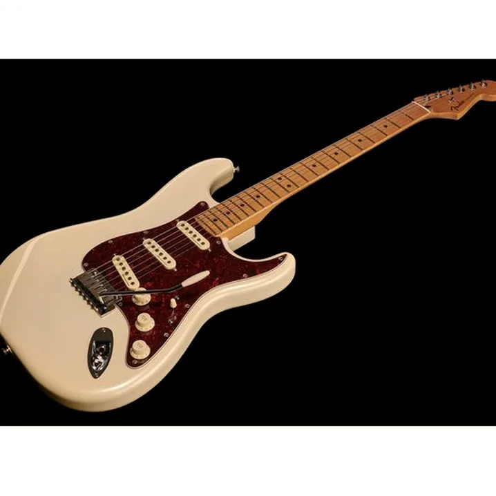 Recensione della chitarra Fender Player Plus Strat MN OLP