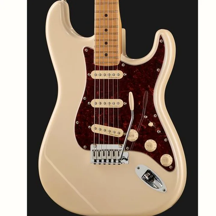 Recensione della chitarra Fender Player Plus Strat MN OLP