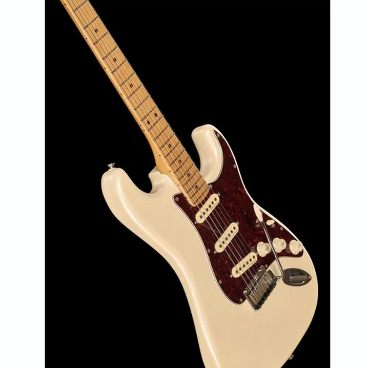 Recensione della chitarra Fender Player Plus Strat MN OLP