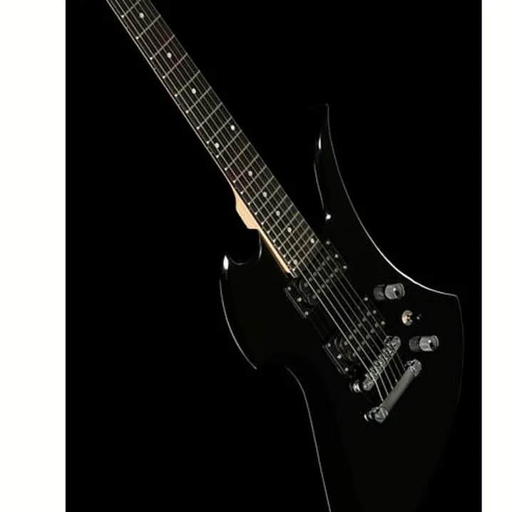 Recensione della chitarra Harley Benton MB-20BK Rock Series