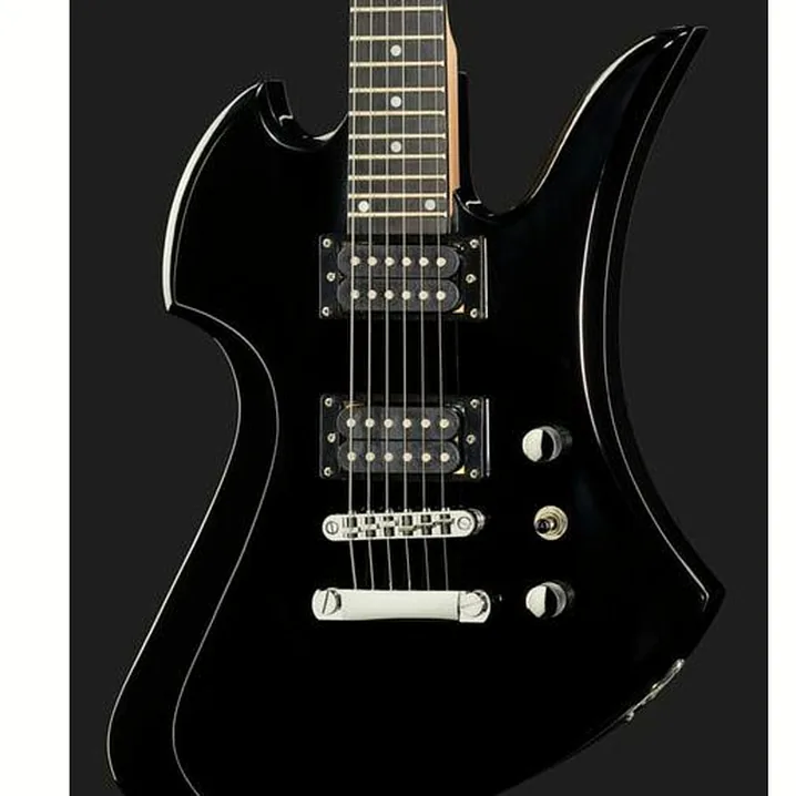 Recensione della chitarra Harley Benton MB-20BK Rock Series