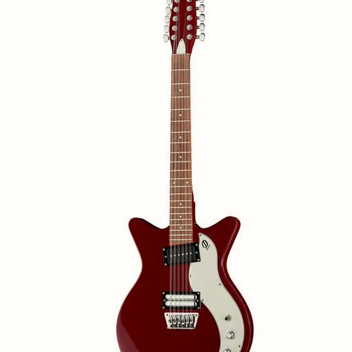 Recensione e prova della chitarra Danelectro 59X12 blood red