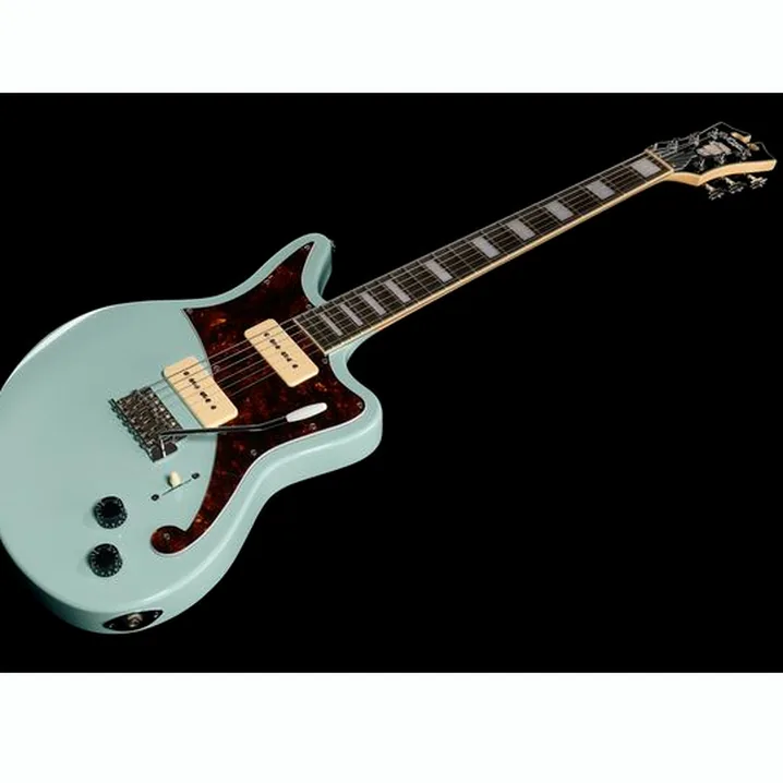Recensione e prova della chitarra DAngelico Premier Bedford SkyBlue