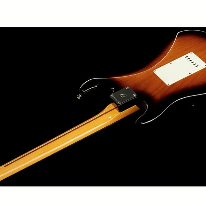 Recensione e prova della chitarra elettrica Fender EJ 1954 Virginia Strat MN 2-SB