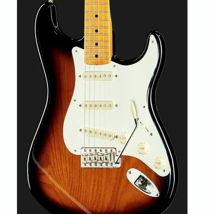 Recensione e prova della chitarra elettrica Fender EJ 1954 Virginia Strat MN 2-SB