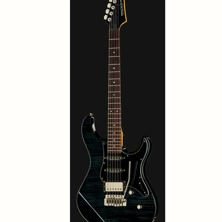 Recensione e prova della chitarra elettrica Yamaha Pacifica 612V II FM TBL