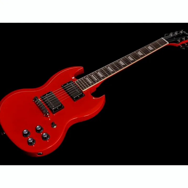 Recensione e prova della chitarra Epiphone Power Player SG Lava Red