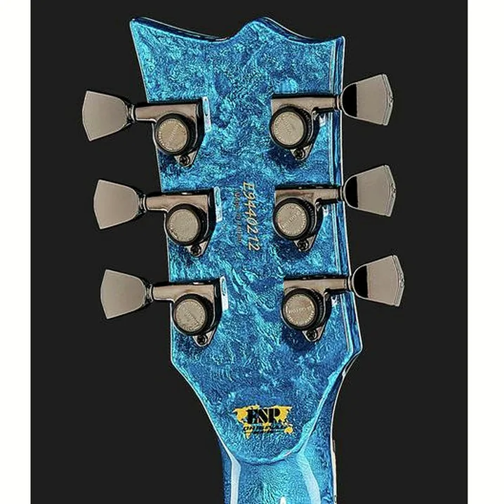 Recensione e prova della chitarra ESP Eclipse Custom BLM