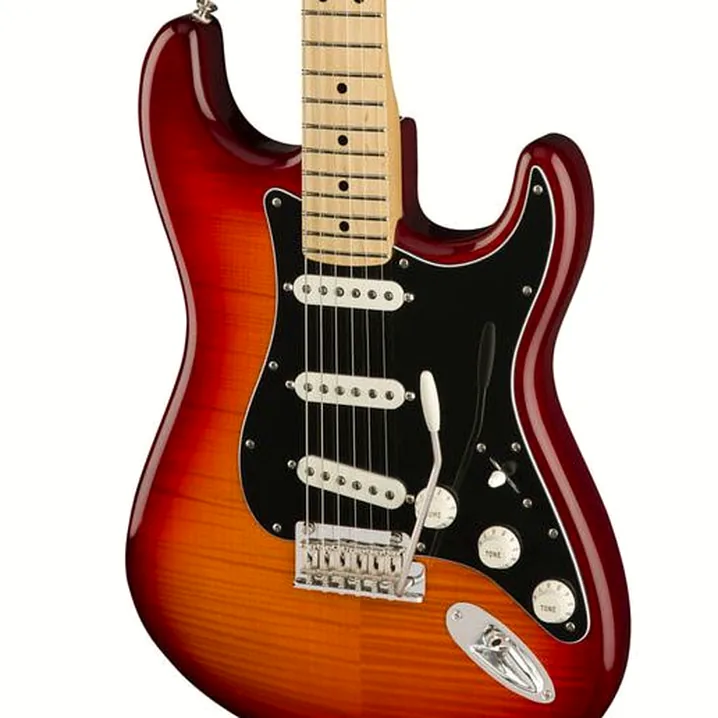 Recensione e prova della chitarra Fender Player Series Strat PLT MN ACB