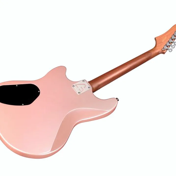 Recensione e prova della chitarra Guild Surfliner Deluxe RQM