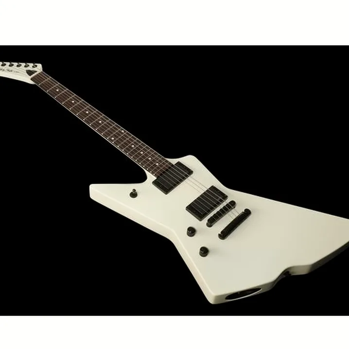 Recensione e prova della chitarra Harley Benton EX-84 LH Modern EMG VW