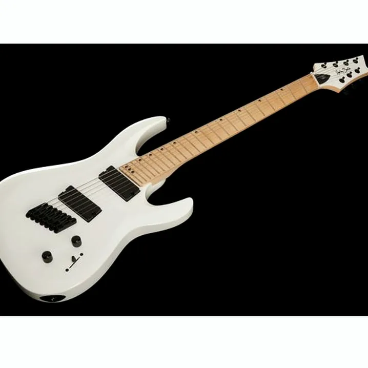 Recensione e prova della chitarra Harley Benton R-457MN WH MultiScale