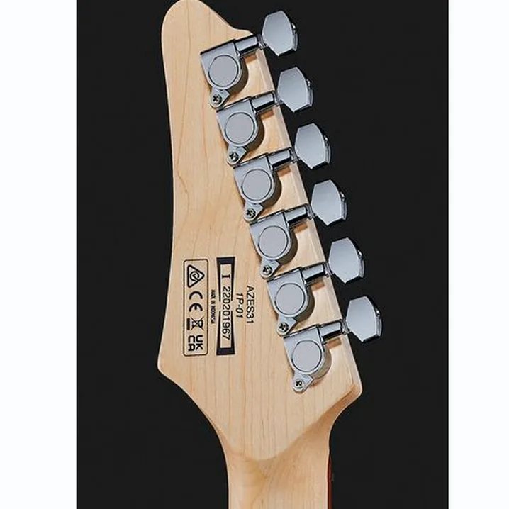 Recensione e prova della chitarra Ibanez AZES31-IV