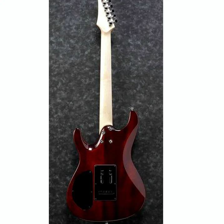 Recensione e prova della chitarra Ibanez SA360NQM-BMG