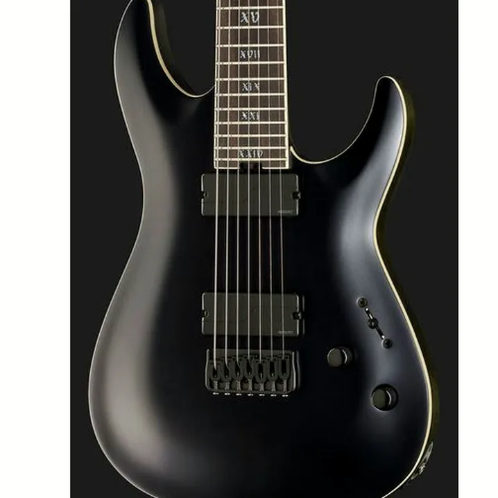 Recensione e prova della chitarra Schecter C-7 SLS Evil Twin SBK