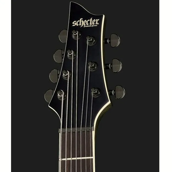 Recensione e prova della chitarra Schecter C-7 SLS Evil Twin SBK
