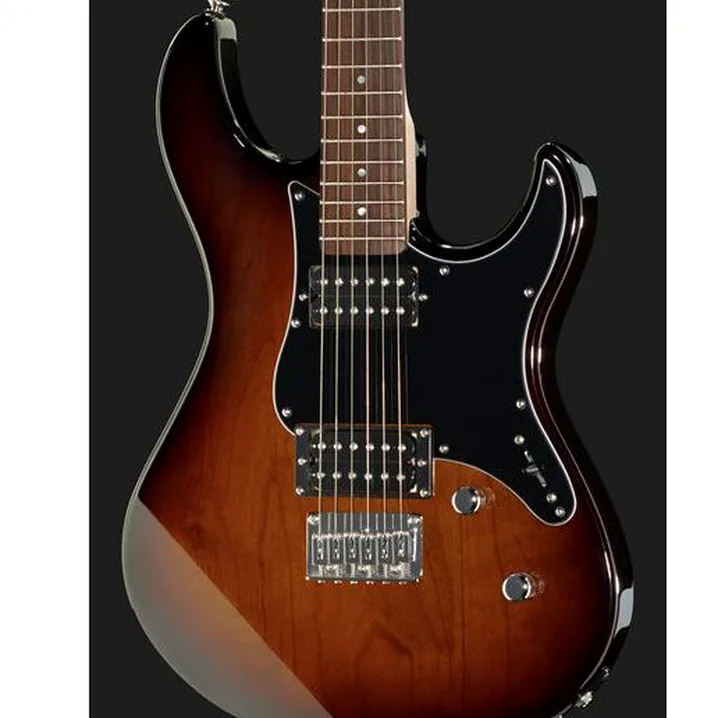Recensione e prova della chitarra Yamaha Pacifica 120H TBSB