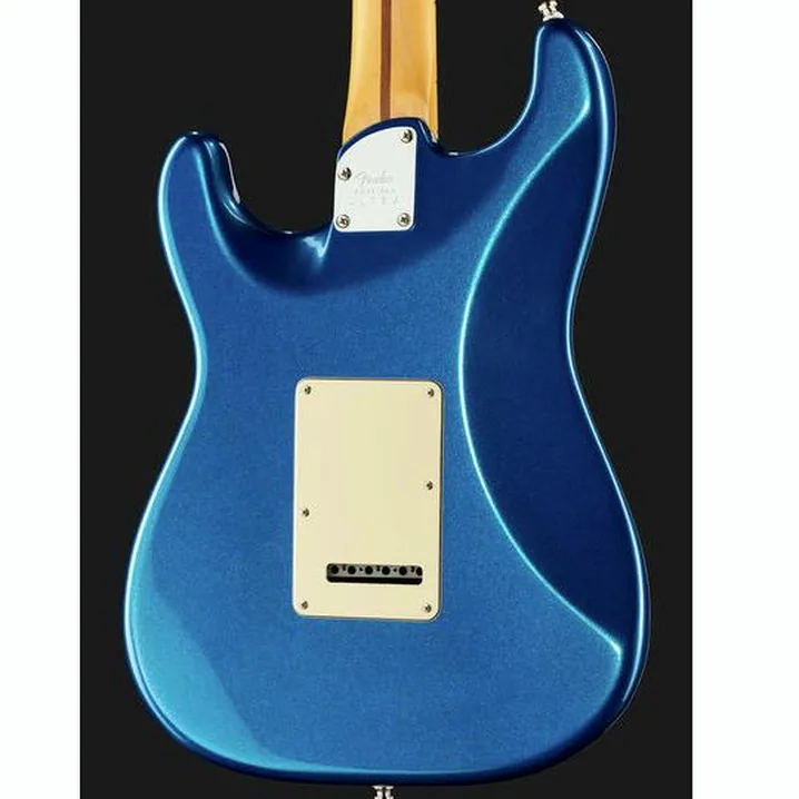 Recensione e Test Chitarra Elettrica Fender AM Ultra Strat MN Cobra Blue