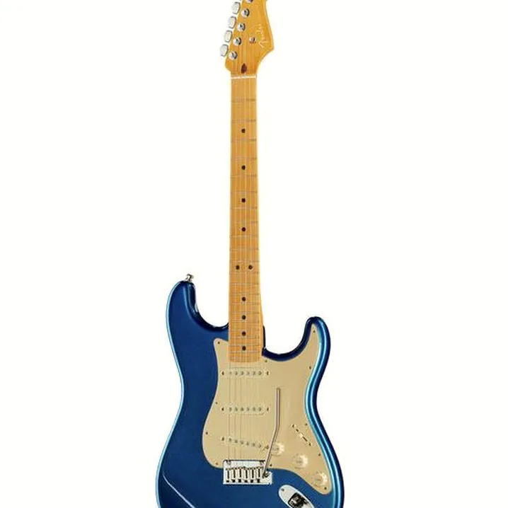Recensione e Test Chitarra Elettrica Fender AM Ultra Strat MN Cobra Blue