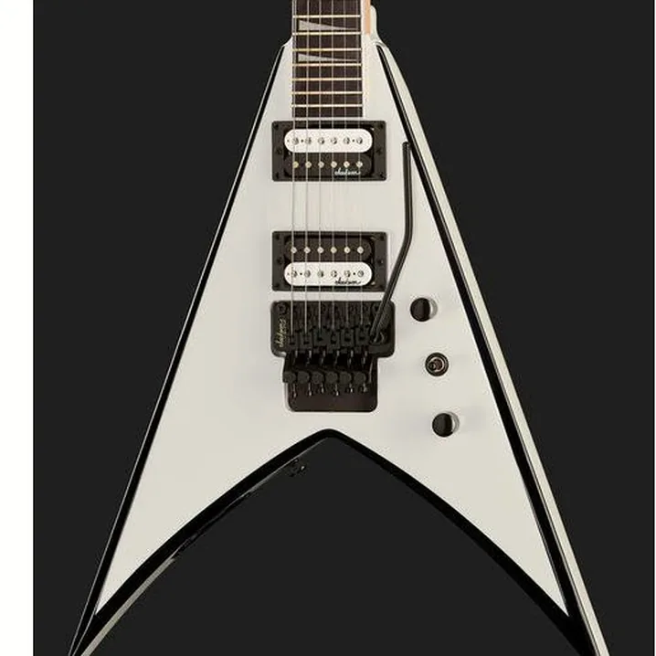 Recensione e Test Chitarra Elettrica Jackson JS32 King V WH AH