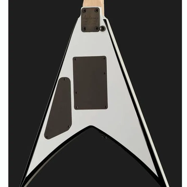 Recensione e Test Chitarra Elettrica Jackson JS32 King V WH AH