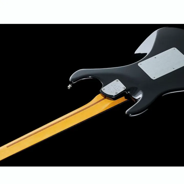 Recensione e Test Chitarra Fender AM Ultra Luxe Strat HSS FR MB