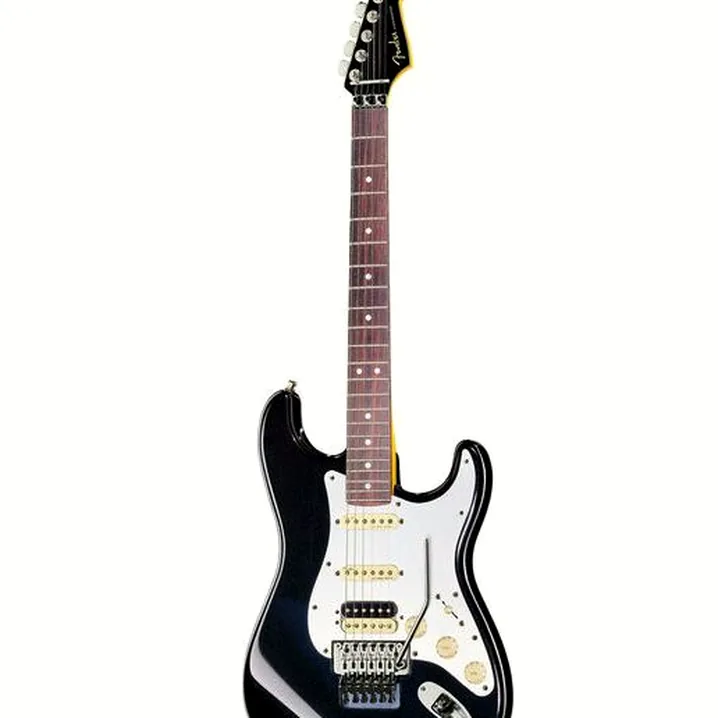 Recensione e Test Chitarra Fender AM Ultra Luxe Strat HSS FR MB
