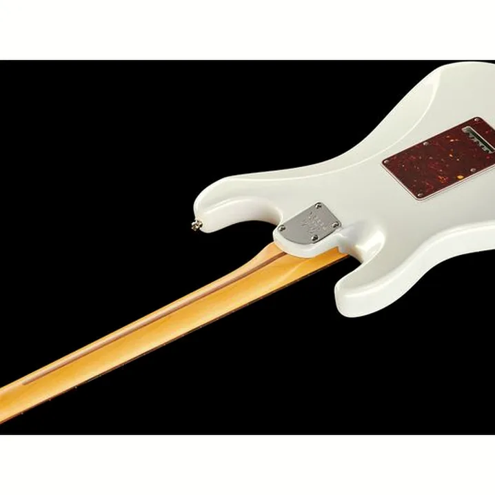 Recensione e Test Chitarra Fender AM Ultra Strat RW Arctic Pearl