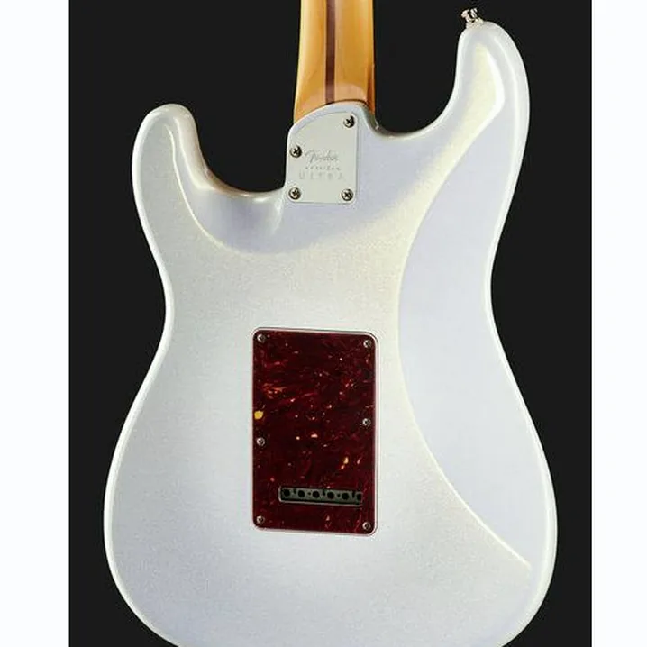 Recensione e Test Chitarra Fender AM Ultra Strat RW Arctic Pearl