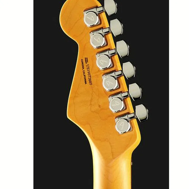 Recensione e Test Chitarra Fender AM Ultra Strat RW Arctic Pearl