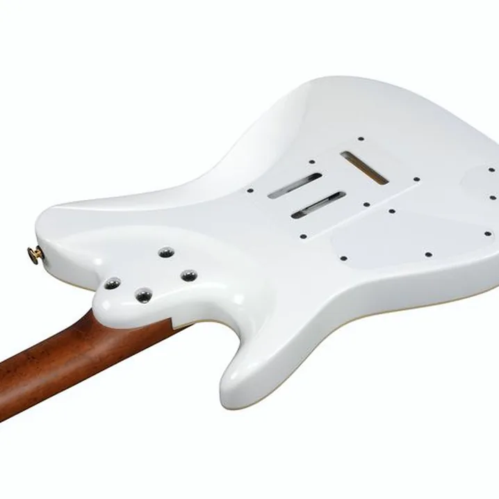Recensione e Test Chitarra Ibanez LB1-WH Lari Basilio