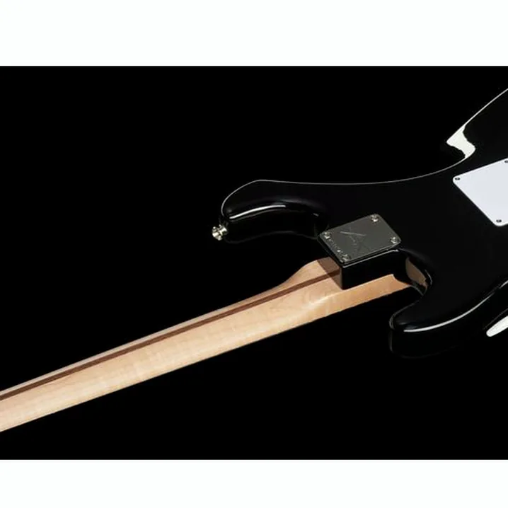 Recensione e Test della chitarra elettrica Fender Clapton Black AAA BLK MBTK