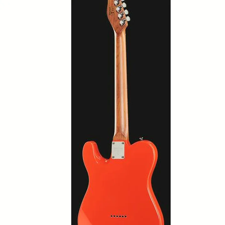 Recensione e Test della chitarra elettrica Larry Carlton T7 FR
