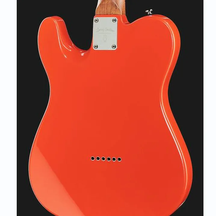 Recensione e Test della chitarra elettrica Larry Carlton T7 FR