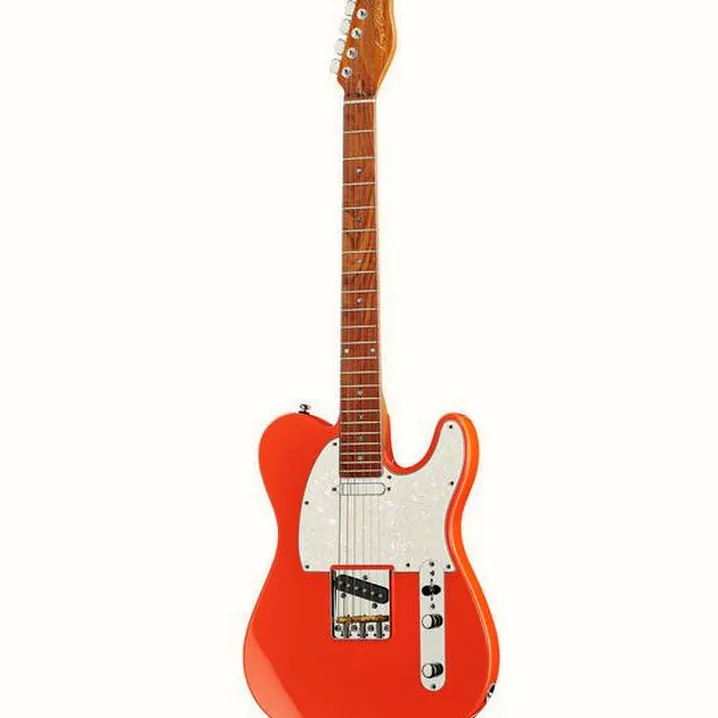 Recensione e Test della chitarra elettrica Larry Carlton T7 FR