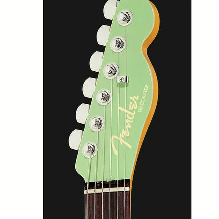 Recensione e Test della chitarra Fender AM Ultra Luxe Tele RW SFG TRN